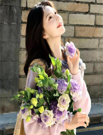 《吴妻盘儿花》观影全攻略：如何理解主题思想与哲学内涵 拓展思维视野