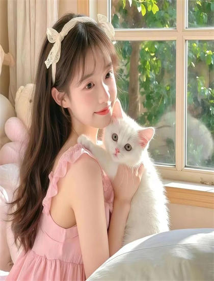 人物解析阳光天使：探索配角的精彩演绎与功能作用 理解角色塑造的艺术